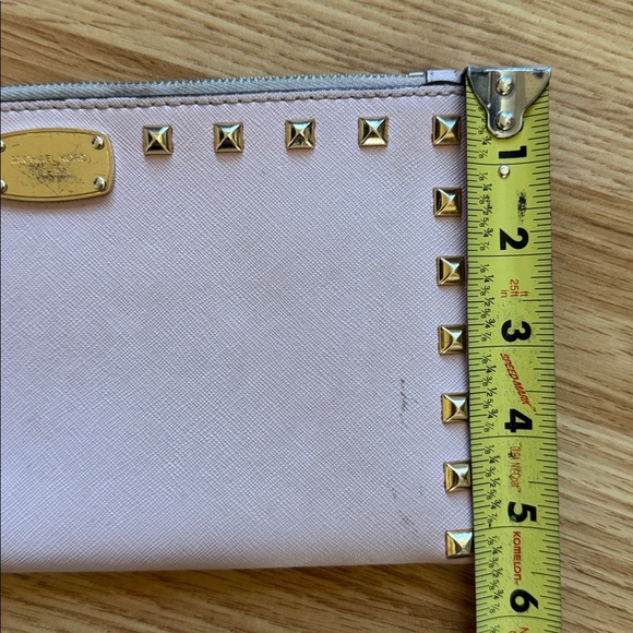 Michael Kors Studded Wristlet Clutch ✨ - Picture 9 of 10
